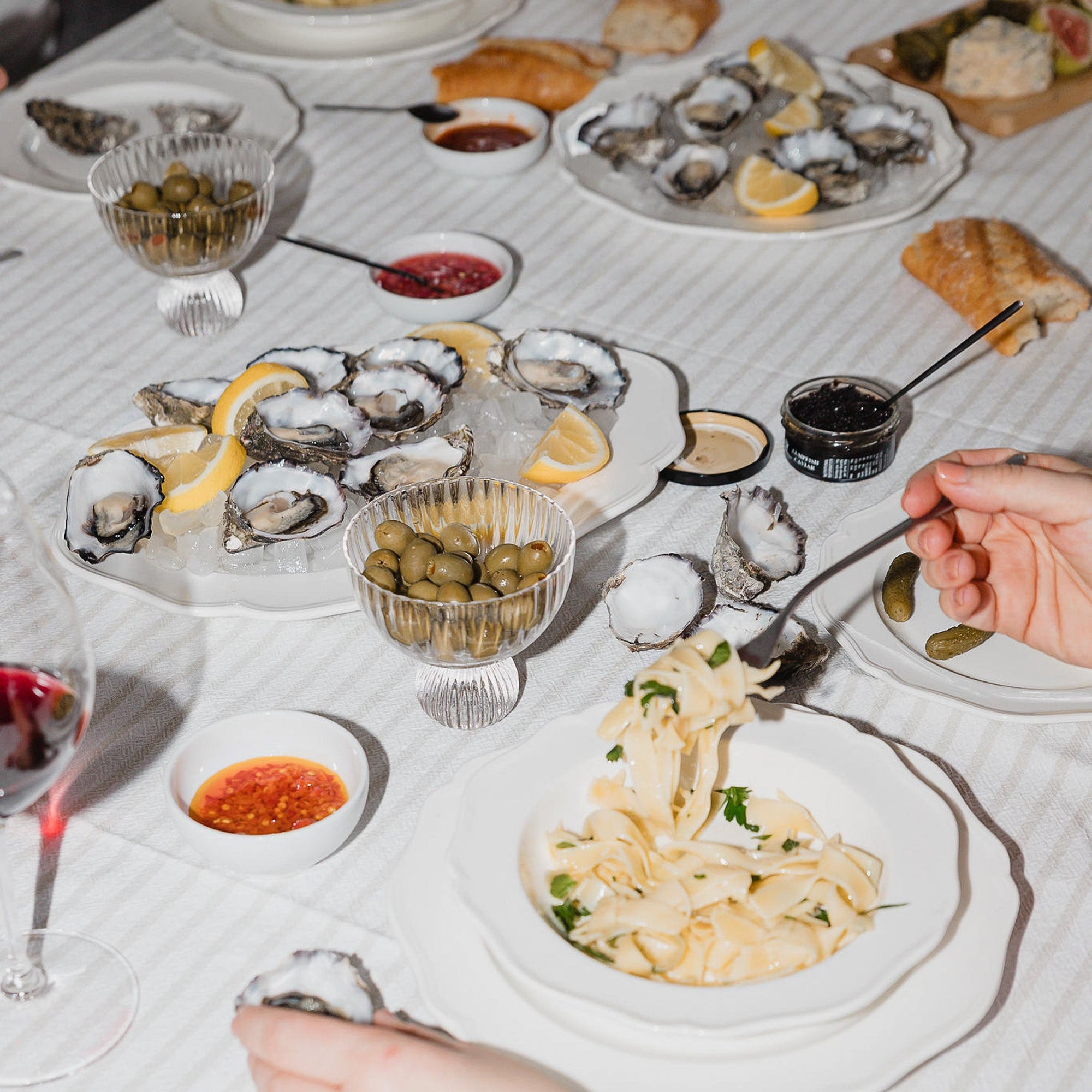 Fresh & Unshucked | Pacific Oyster Co.